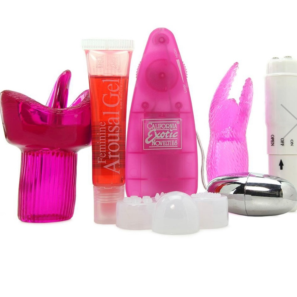HER CLIT KIT 😜